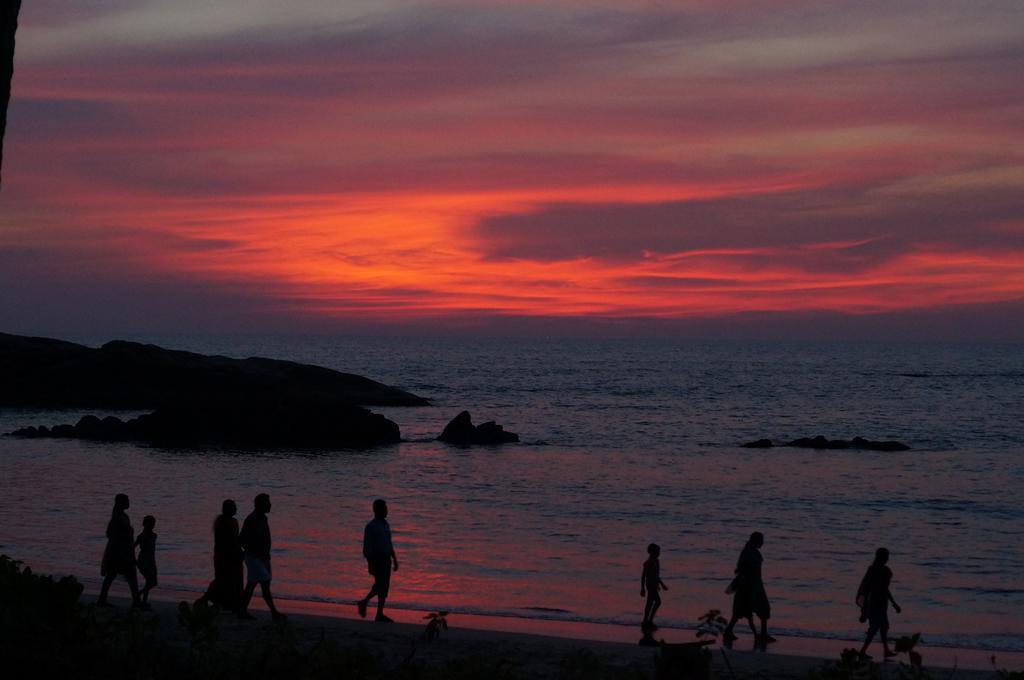 ホテルChera Rocks Beach House Thottada エクステリア 写真